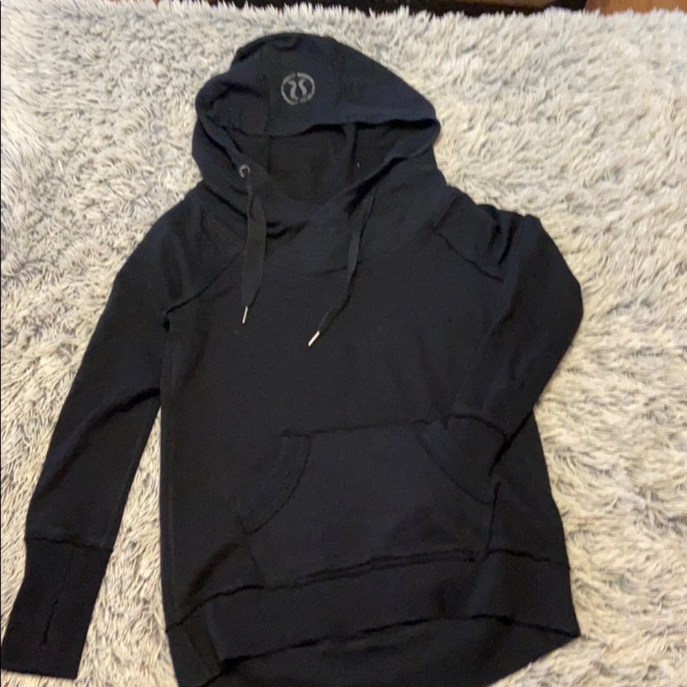 Lululemon pull over hoodie
